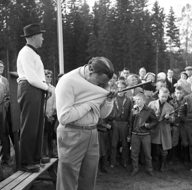 Prins Bertil inviger Rättviks golfbana 1959.