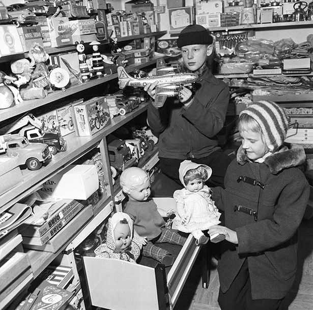 Julhandel Erikssons affär, Larsarvet, reportage 1958